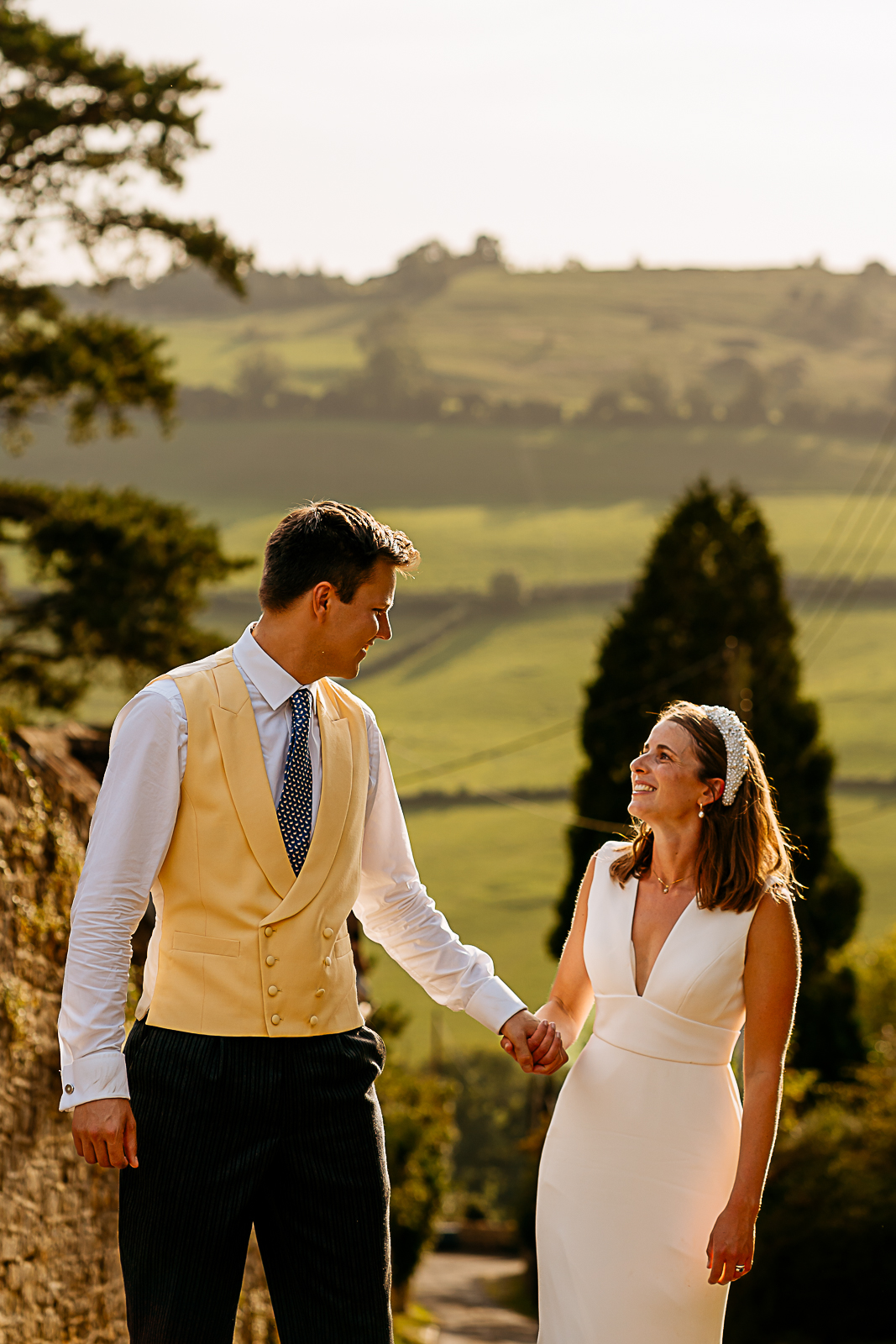 Documentary wedding photographer Bath 21