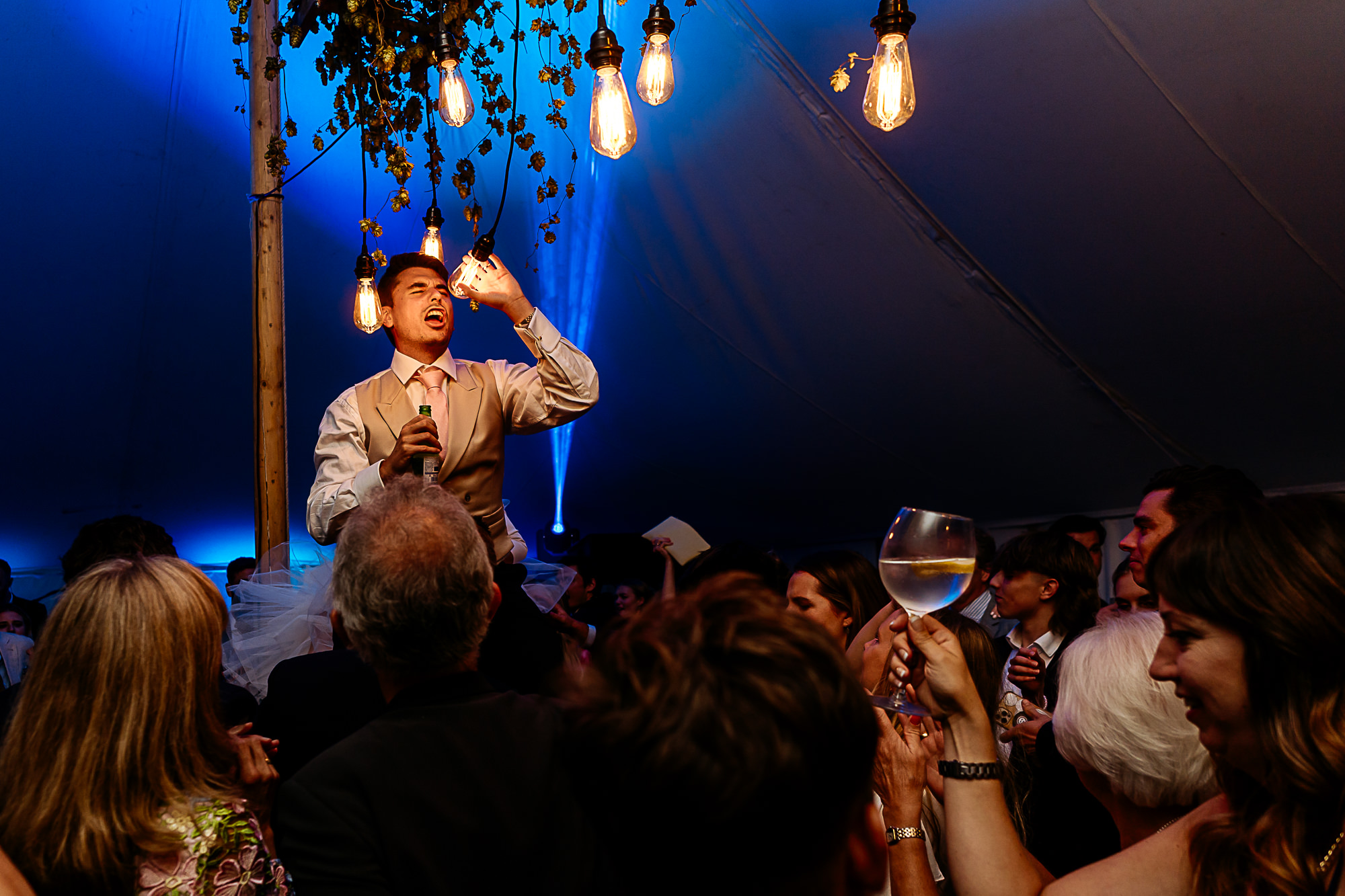 documentary wedding photography