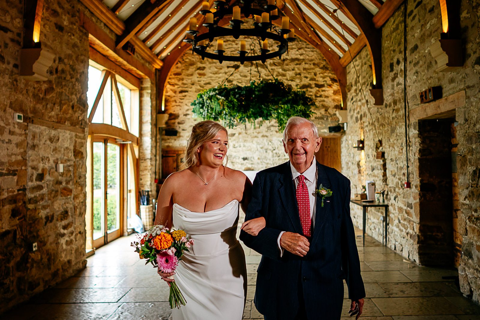 bride with dad 