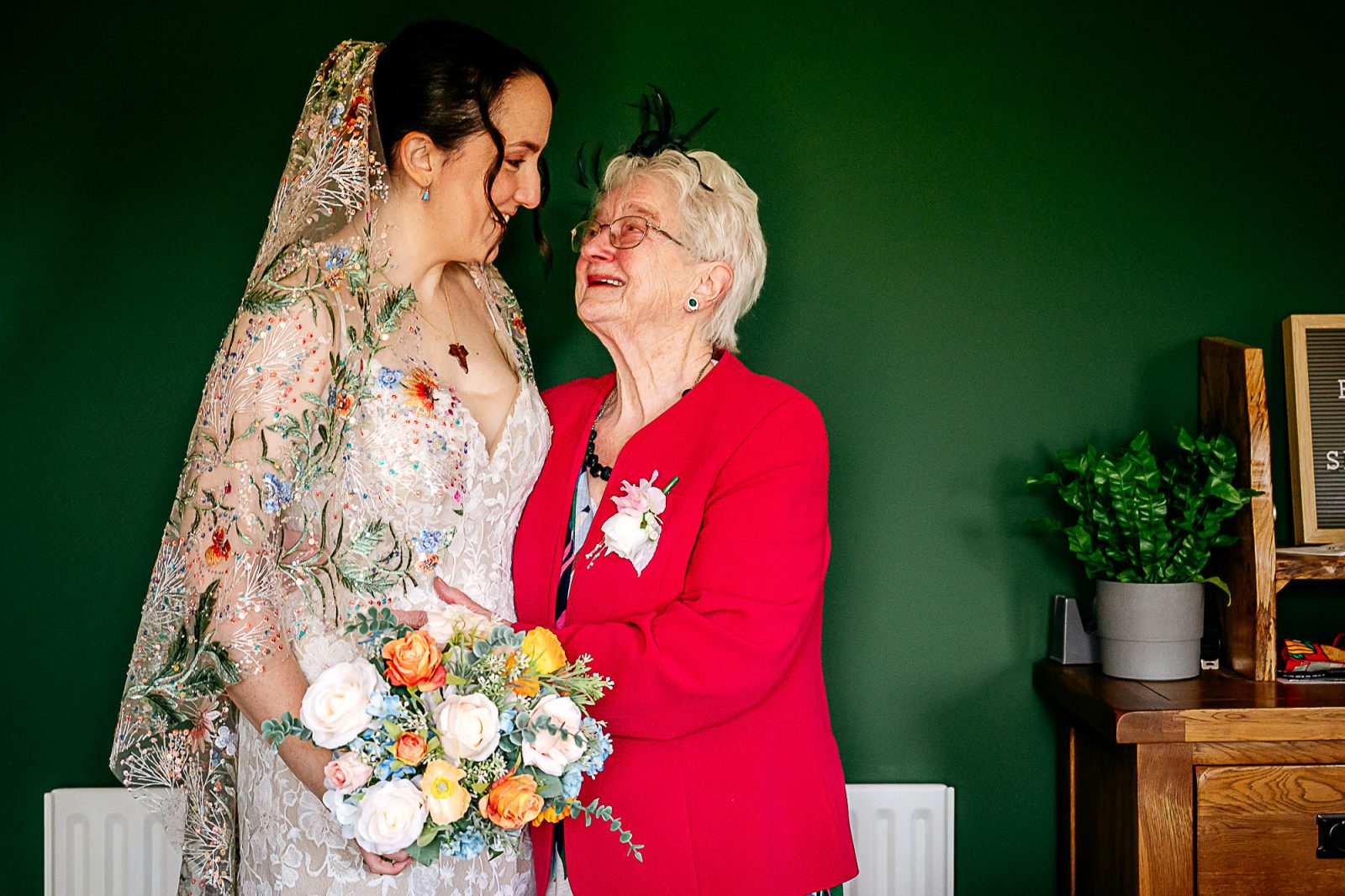 Natural wedding photography