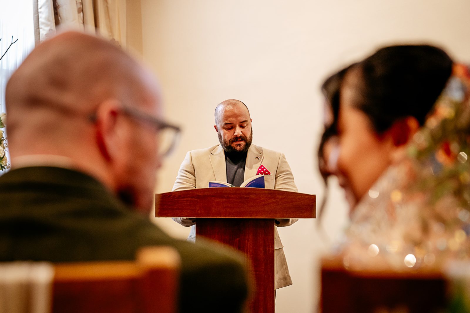 Natural wedding photography