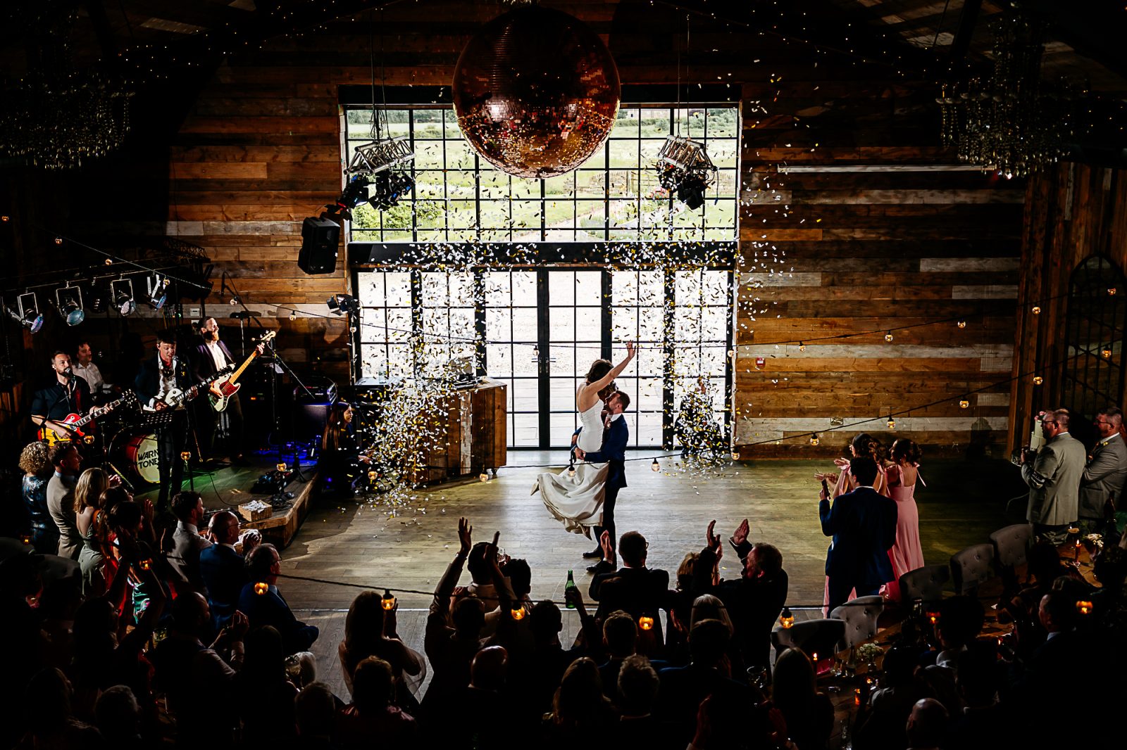 Natural wedding photography